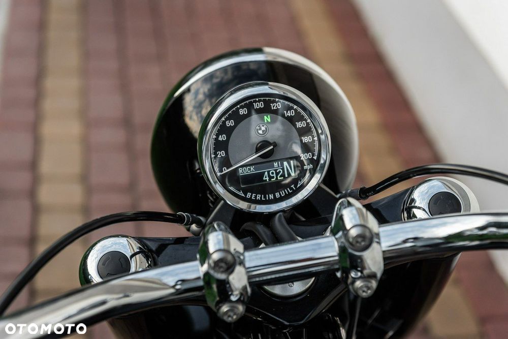 BMW R - 9