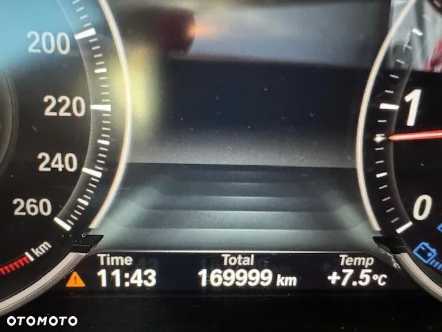 BMW Seria 5 520d xDrive Luxury Line - 18