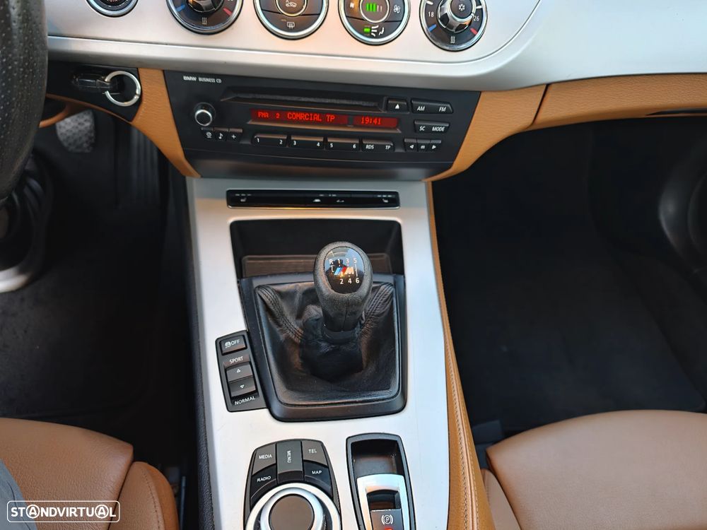 BMW Z4 sDrive23i - 19