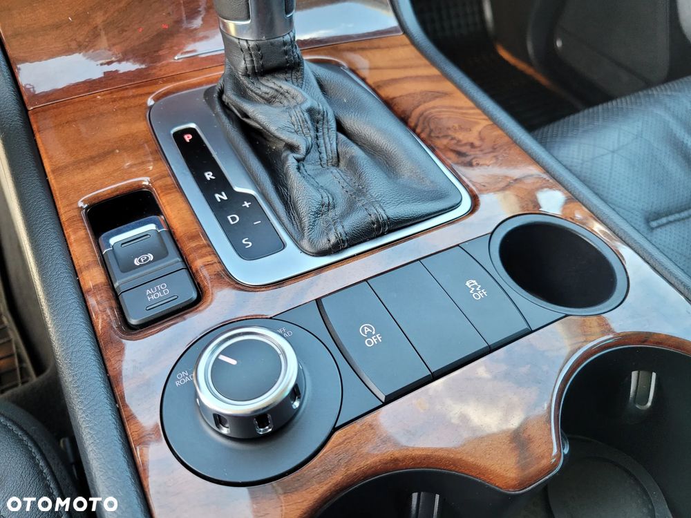 Volkswagen Touareg 3.0 V6 TDI Blue Motion DPF Automatik - 19