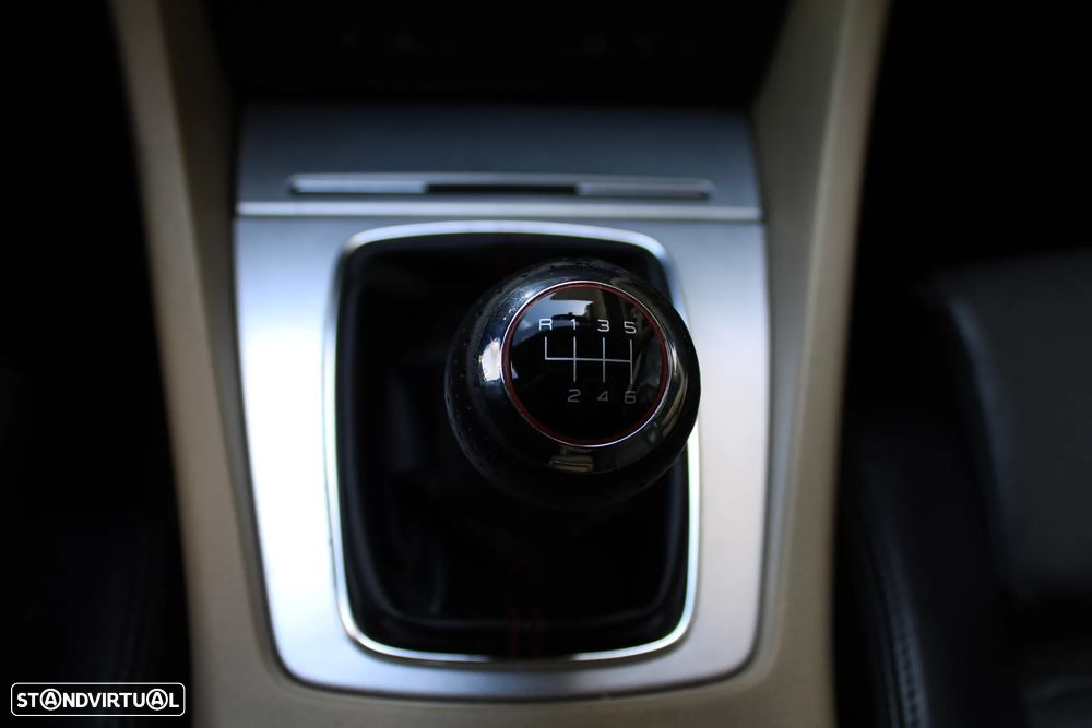 Audi A4 Avant 2.0 TDi S-line - 42