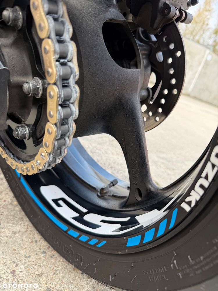 Suzuki GSX-R - 17
