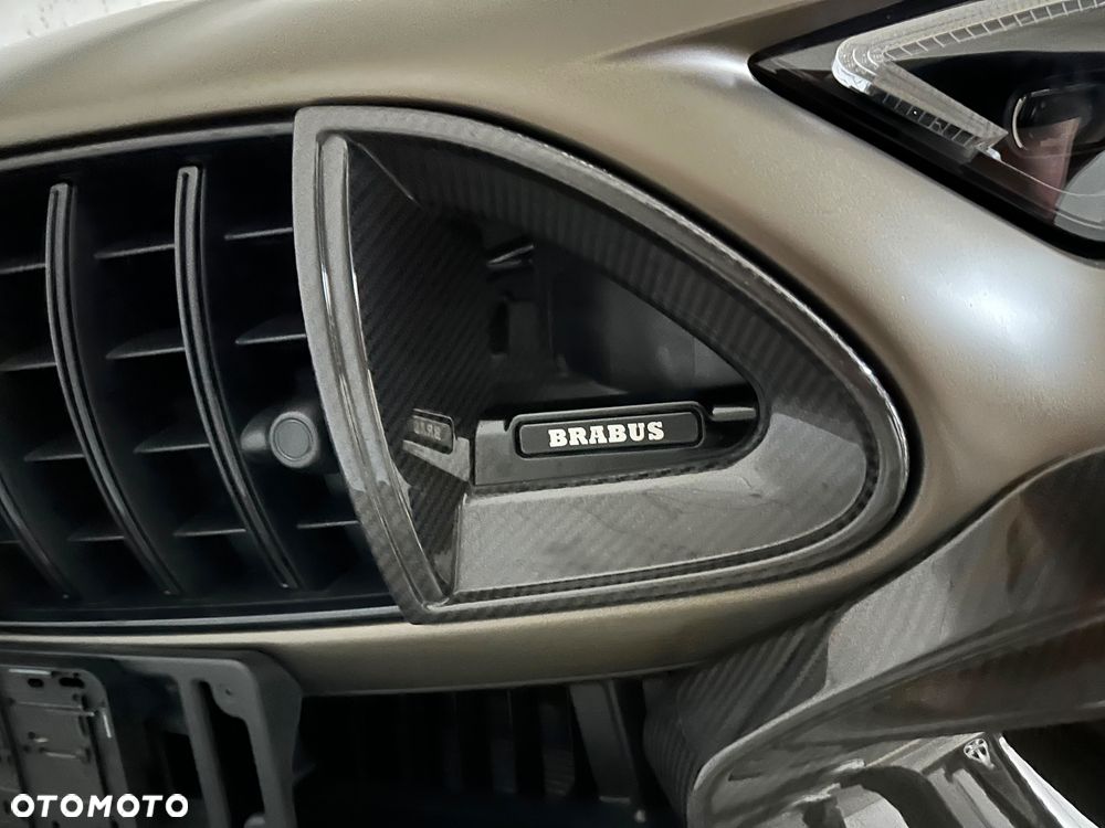 Mercedes-Benz SL AMG 63 4-Matic+ - 7