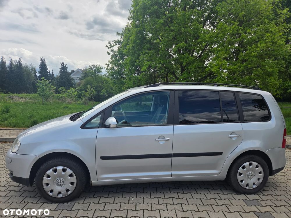 Volkswagen Touran 1.6 - 4