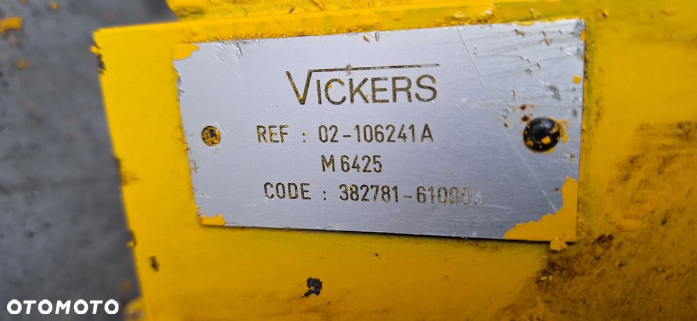 Pompa hydrauuliczna VICKERS Furukawa 365 1 - 5