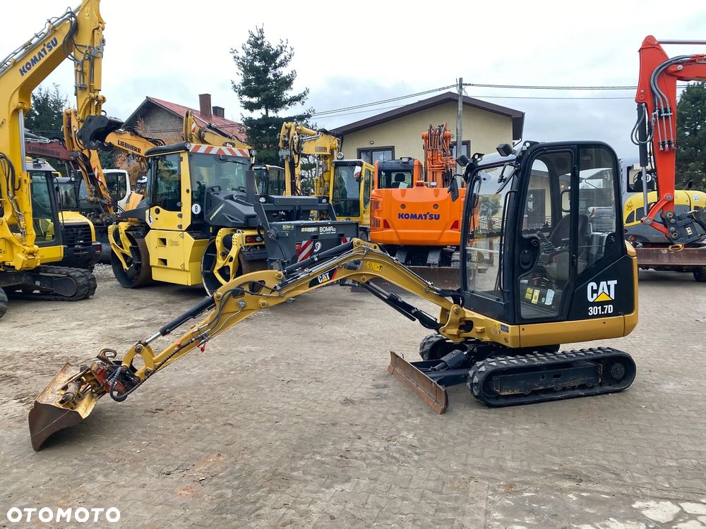 Caterpillar CAT 301.7D, 2250 MTH, Z NIEMIEC, DŁUŻSZY ZASIĘG, ROZSUWANE PODWOZIE, SUPER STAN - 14
