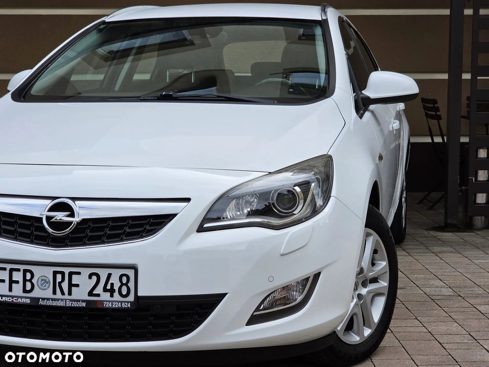 Opel Astra 1.4 Turbo Cosmo - 8