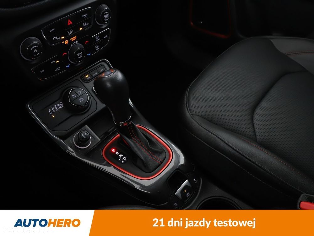 Jeep Compass - 29