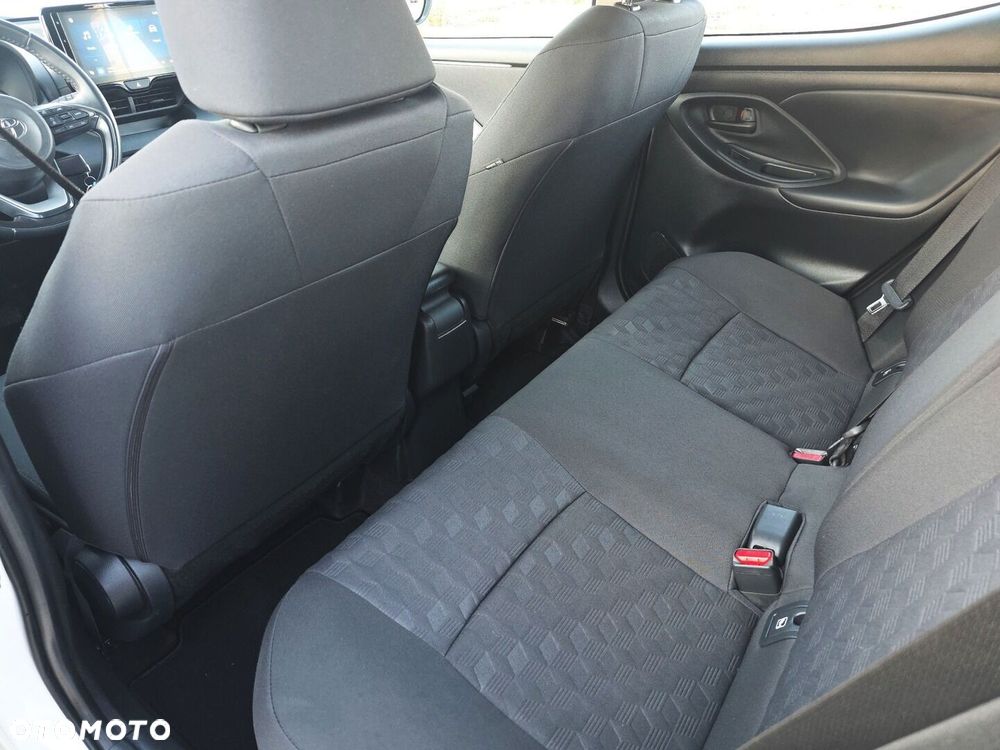 Toyota Yaris Hybrid 1.5 Comfort - 12