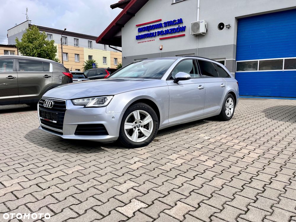 Audi A4 Avant - 4