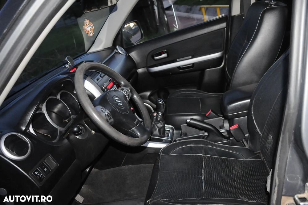 Suzuki Grand Vitara - 9