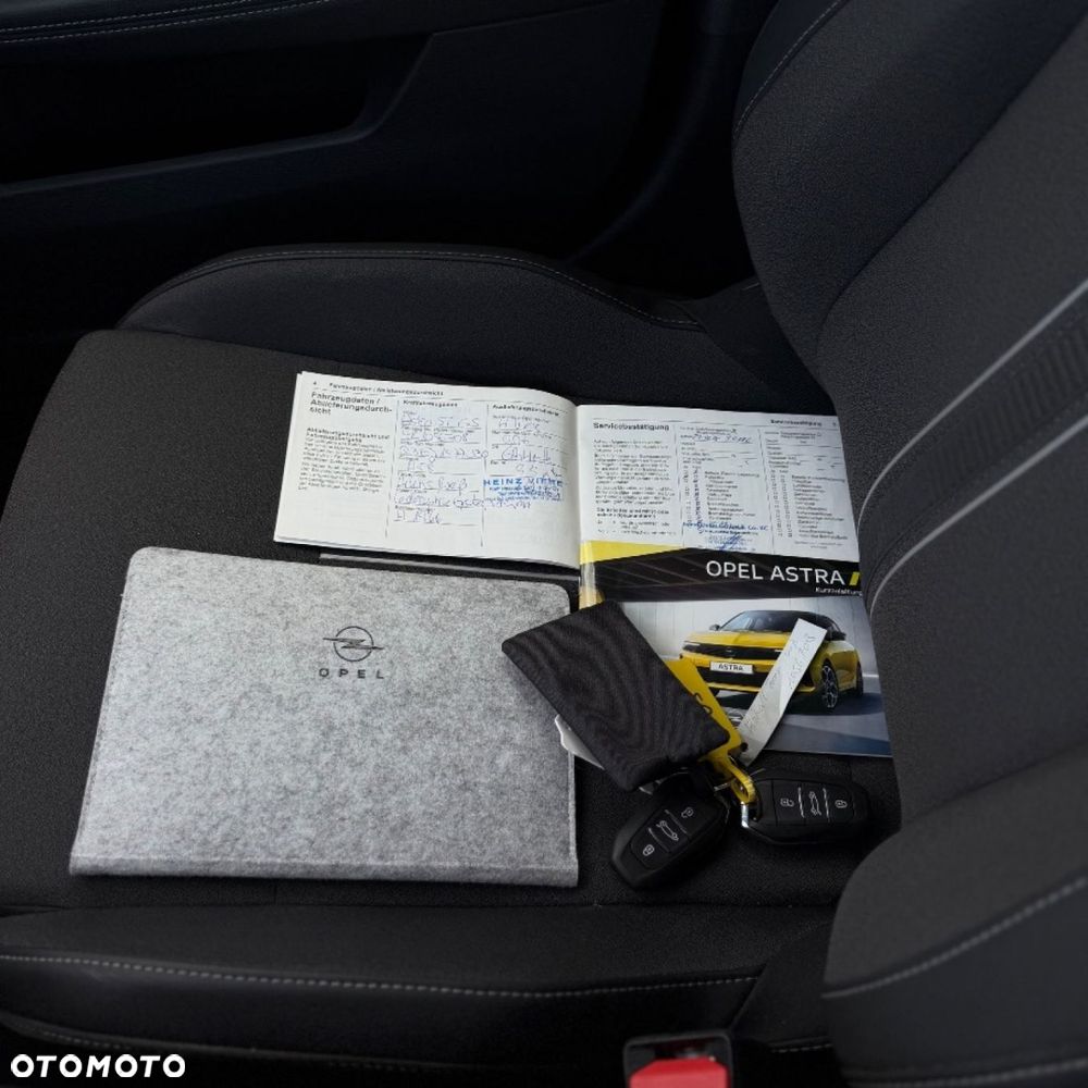 Opel Astra - 38