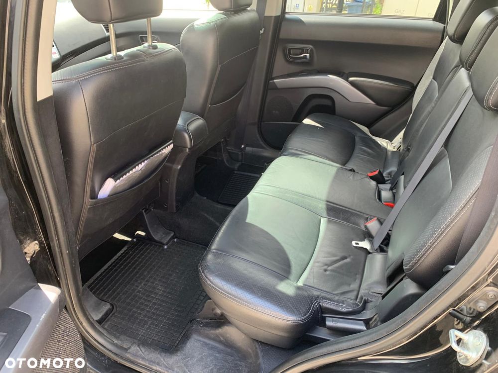 Mitsubishi Outlander 2.2 DID Instyle NAVI - 5