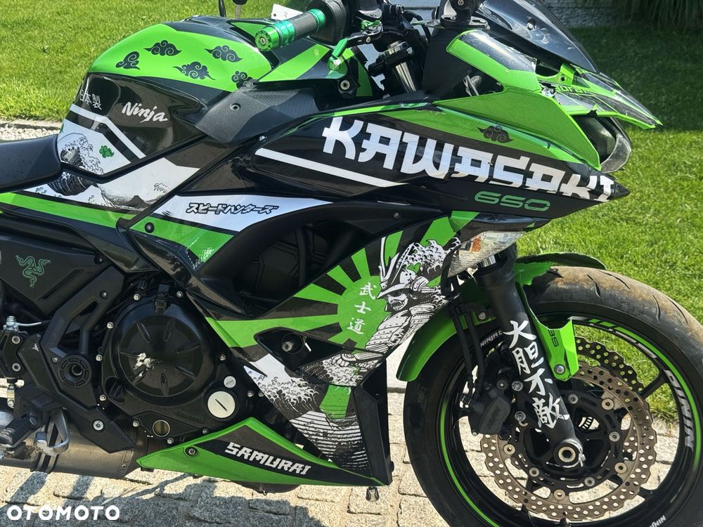 Kawasaki Ninja - 4