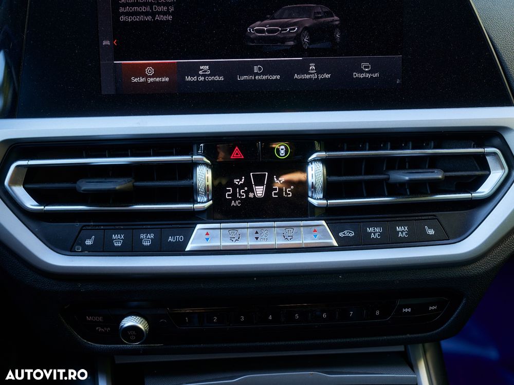 BMW Seria 3 320i xDrive AT - 31