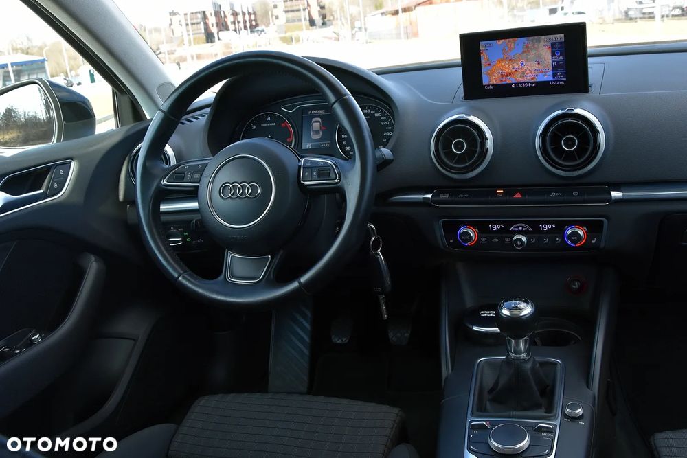 Audi A3 Limousine 2.0 TDI clean diesel Ambiente - 24