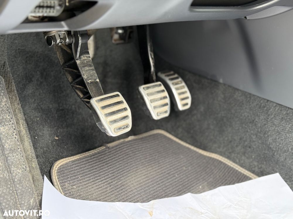 Volvo XC 60 D4AWD Start-Stop R-Design - 15