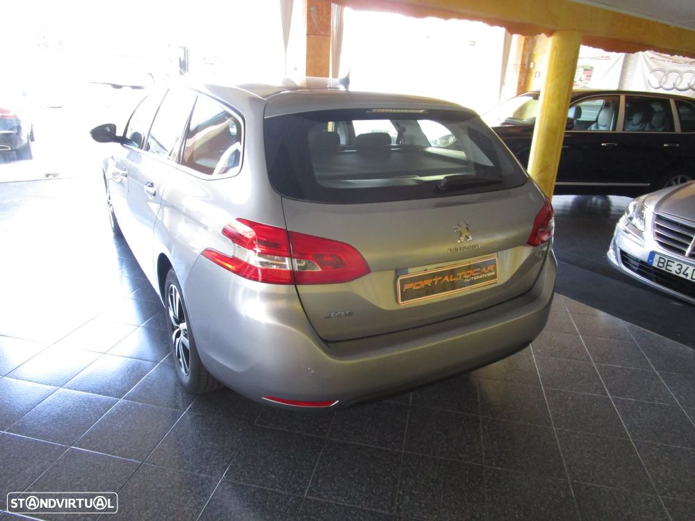 Peugeot 308 SW BlueHDi 120 EAT6 Stop & Start Allure - 4