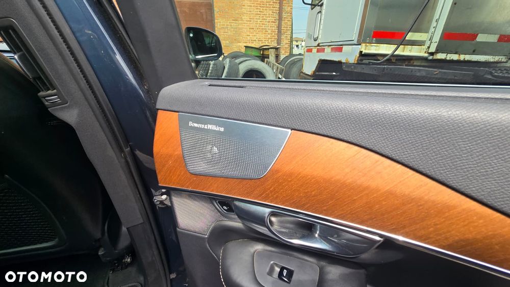 Volvo XC 90 - 14