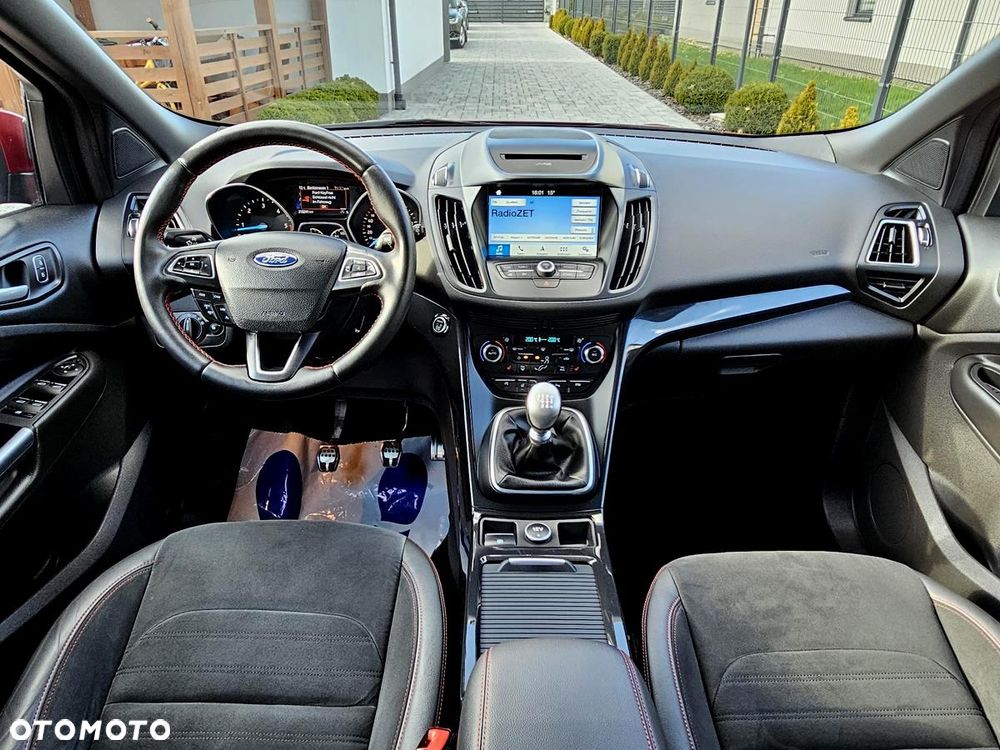 Ford Kuga 2.0 TDCi 4x4 ST-Line - 17