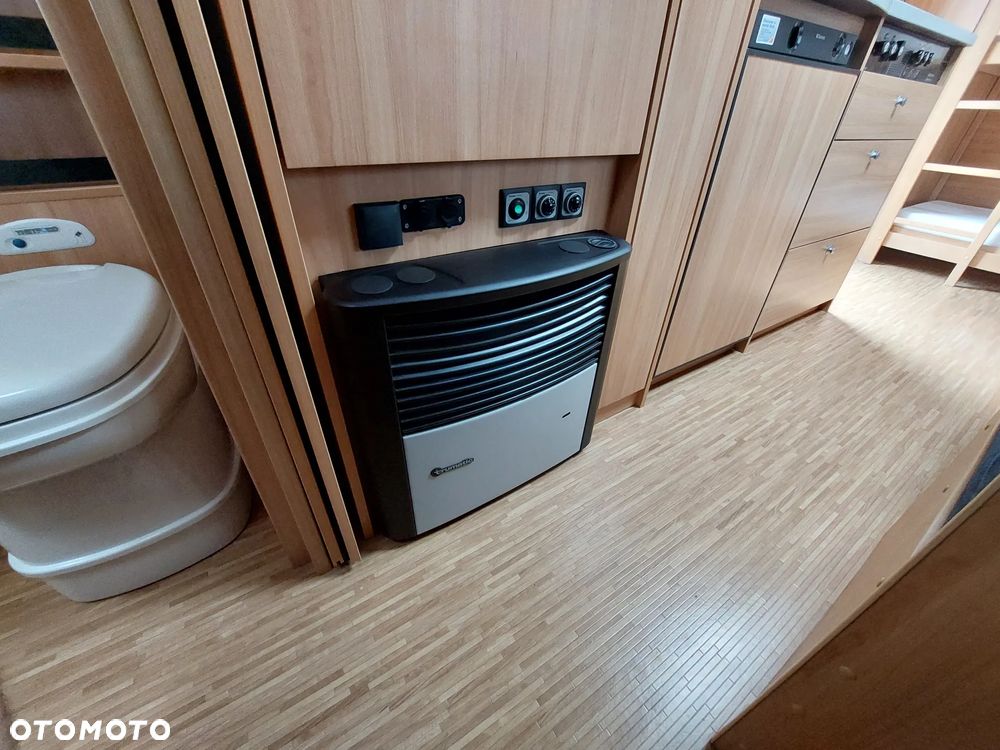 Dethleffs Camper 560 SK - 9
