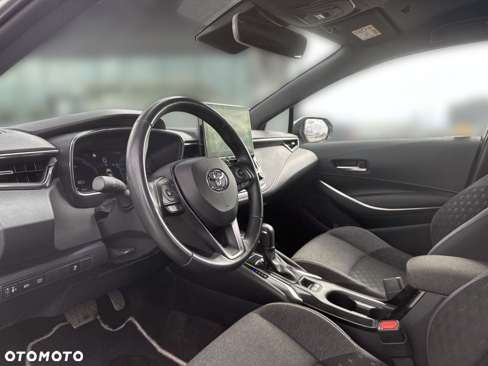 Toyota Corolla 1.8 Hybrid Comfort - 12