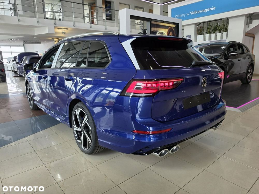 Volkswagen Golf Variant - 8