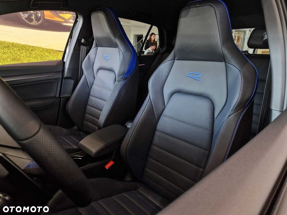 Volkswagen Golf 2.0 TSI 4Motion R DSG - 6