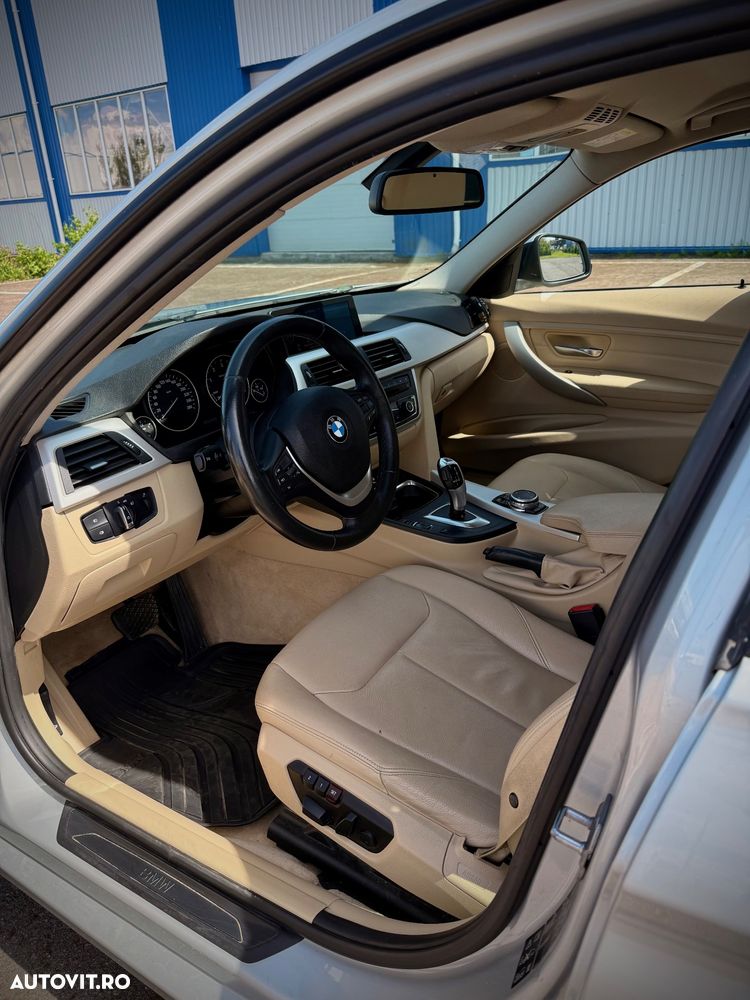 BMW Seria 3 320d xDrive Aut. - 11