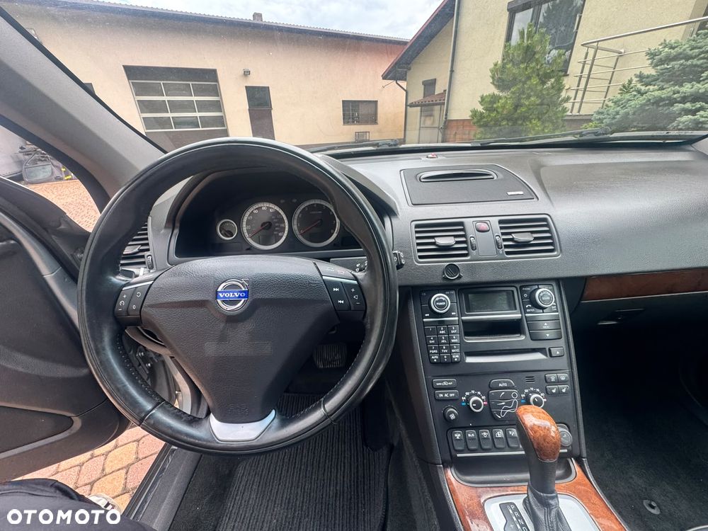 Volvo XC 90 3.2 AWD Geartonic RDesign - 11