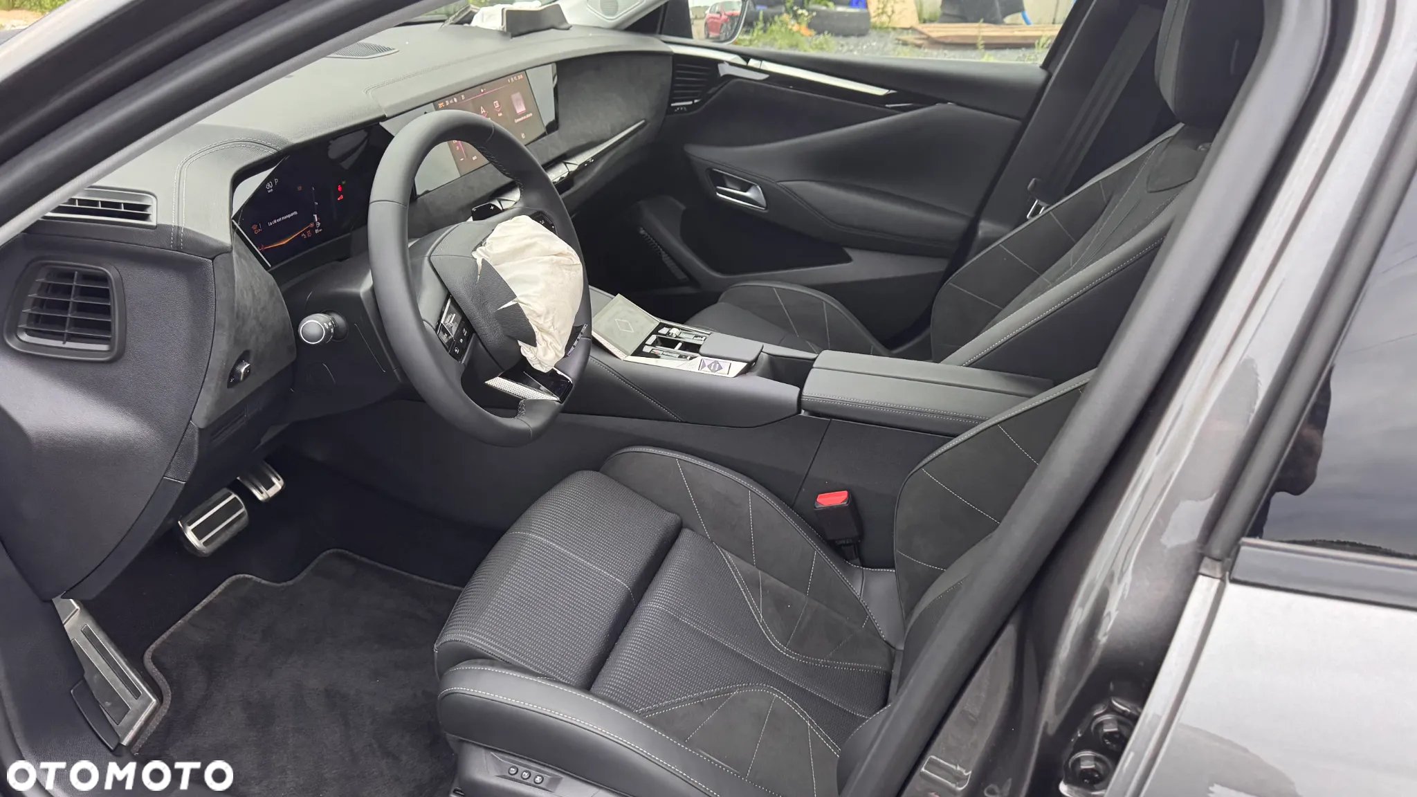 DS Automobiles DS 4 1.5 BlueHDi Étoile Alcantara - 19