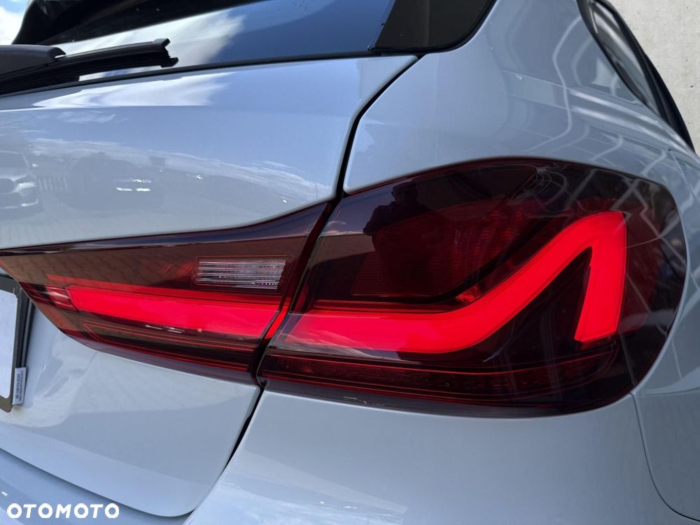 BMW Seria 1 118i Advantage - 26