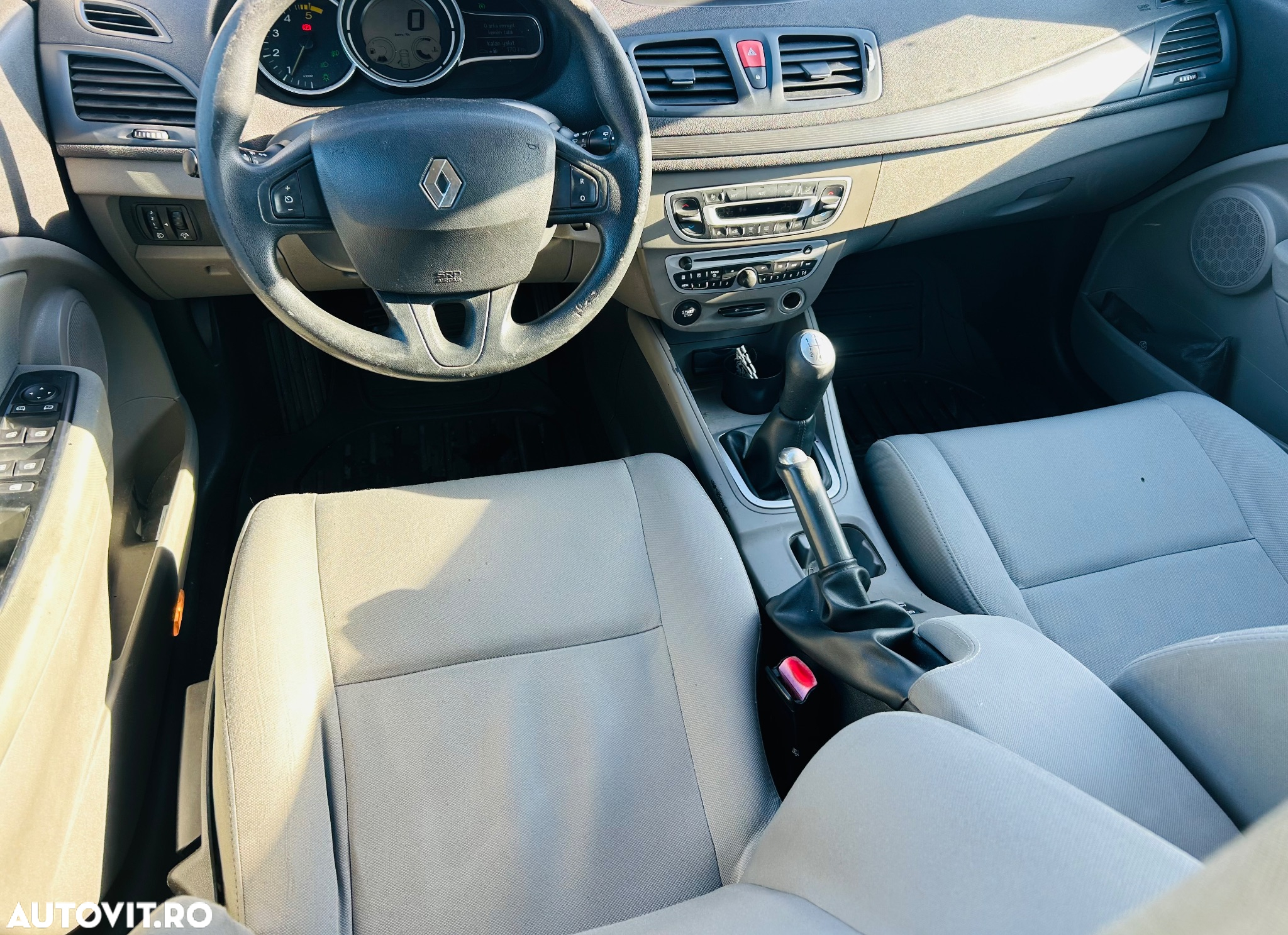Renault Megane 1.5 dCi Authentique - 3