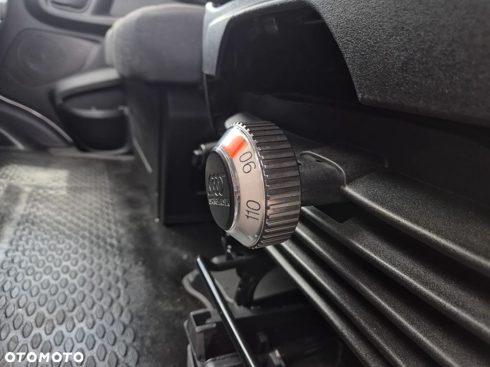 Iveco Daily 35S14 Hi-Matic, kontener 8PAL, pneumatyka, klimatyzacja - 8