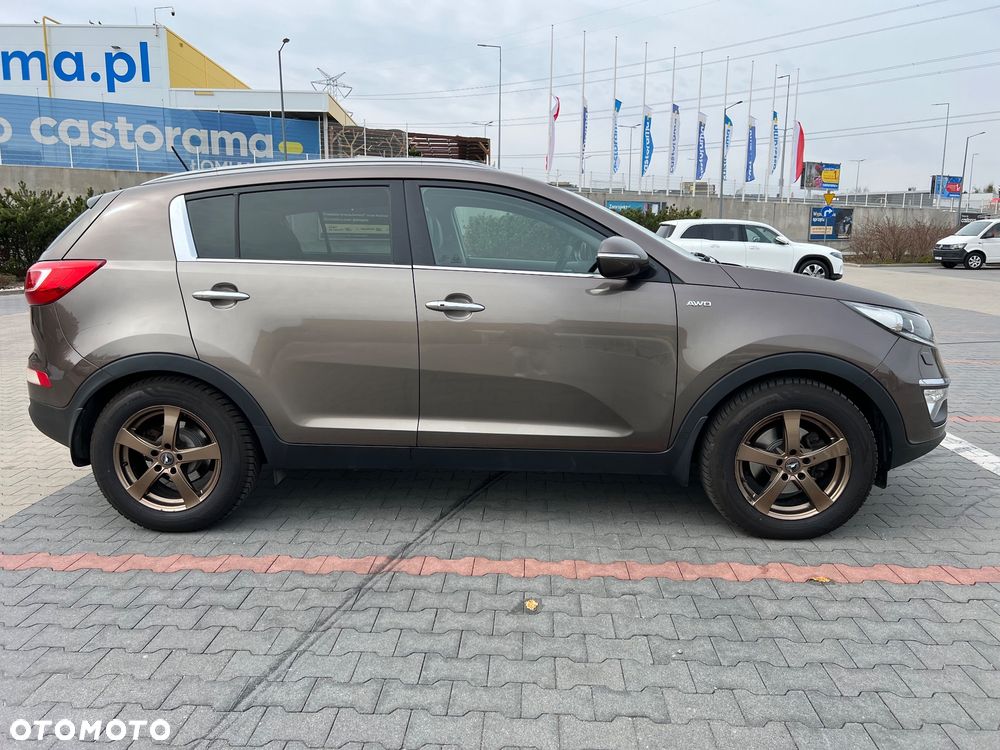 Kia Sportage 2.0 CRDI XL - 10