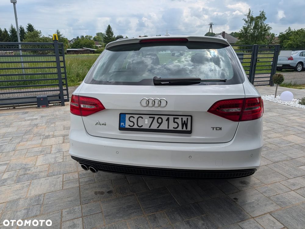 Audi A4 Avant 2.0 TDI DPF clean diesel multitronic S line Sportpaket - 8