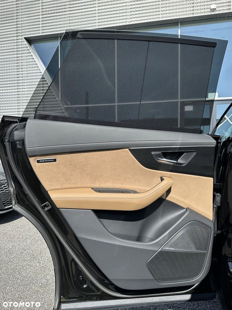 Audi RS Q8 - 24