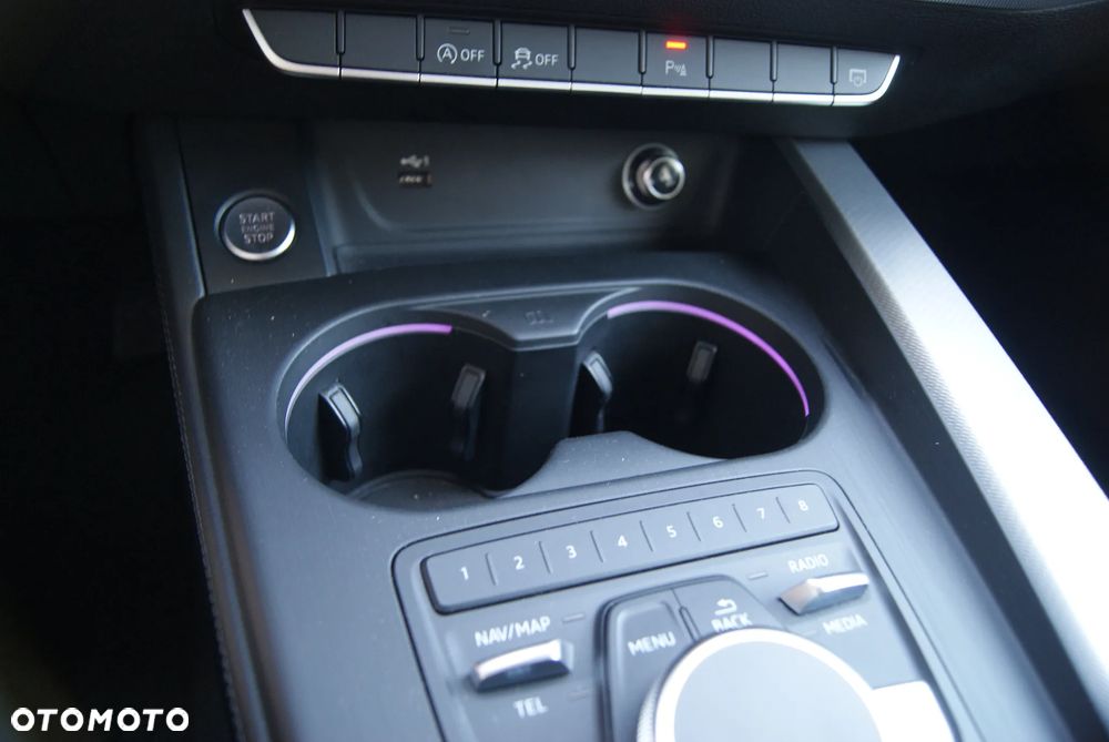 Audi A4 Avant 2.0 TDI ultra S tronic sport - 37
