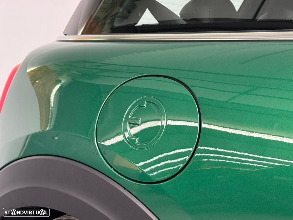 MINI 3 Portas Cooper SE Premium Essential - 11