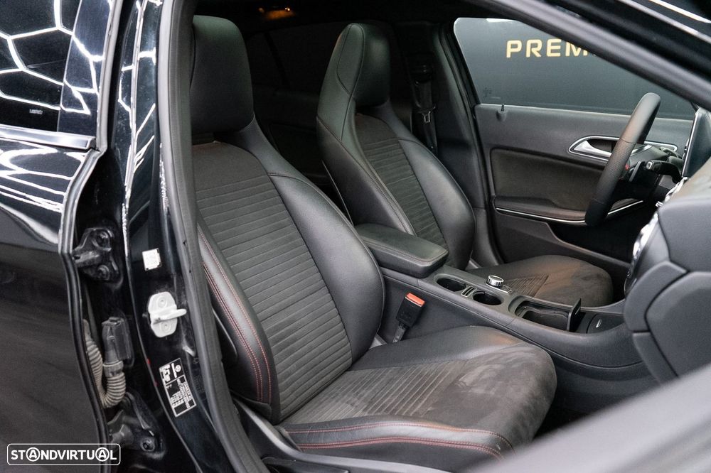 Mercedes-Benz GLA 220 d AMG Line - 38