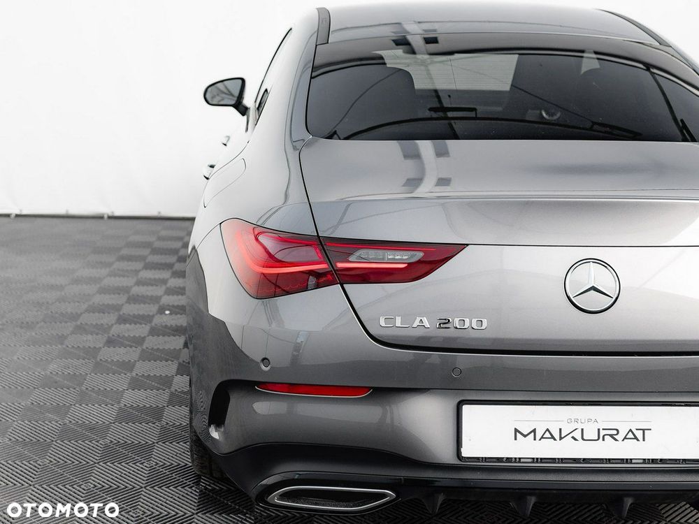 Mercedes-Benz CLA - 12