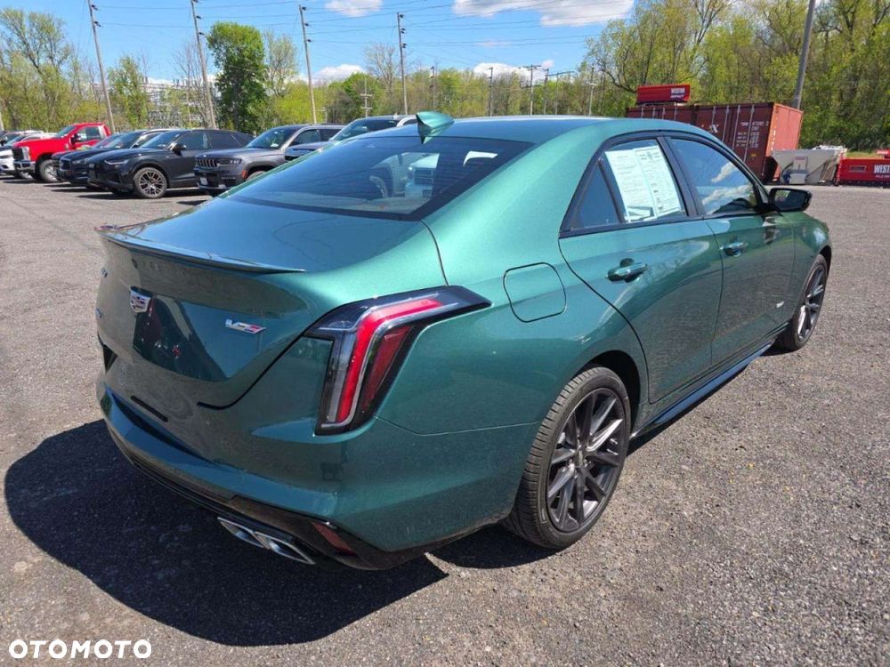Cadillac CT4 - 4