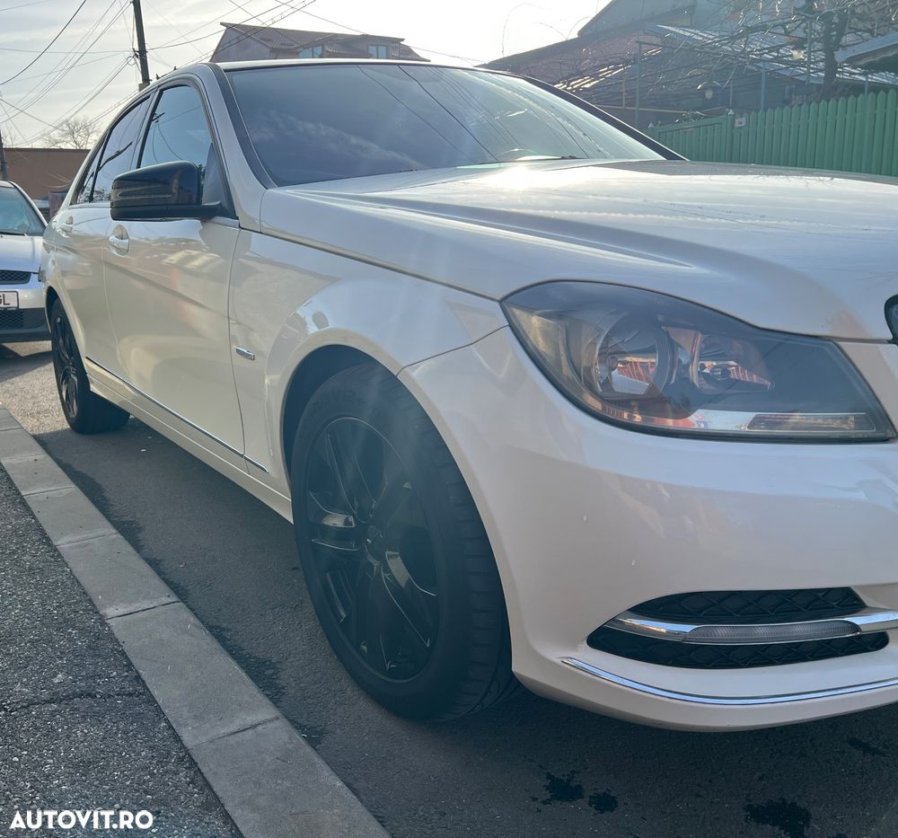Mercedes-Benz C - 5