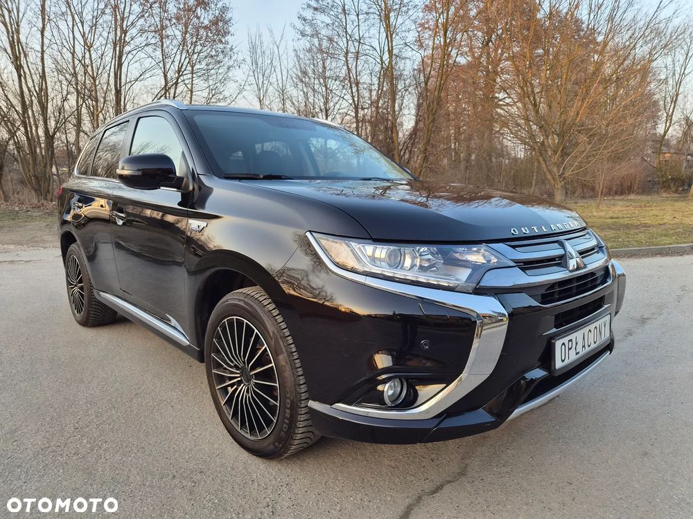 Mitsubishi Outlander - 17