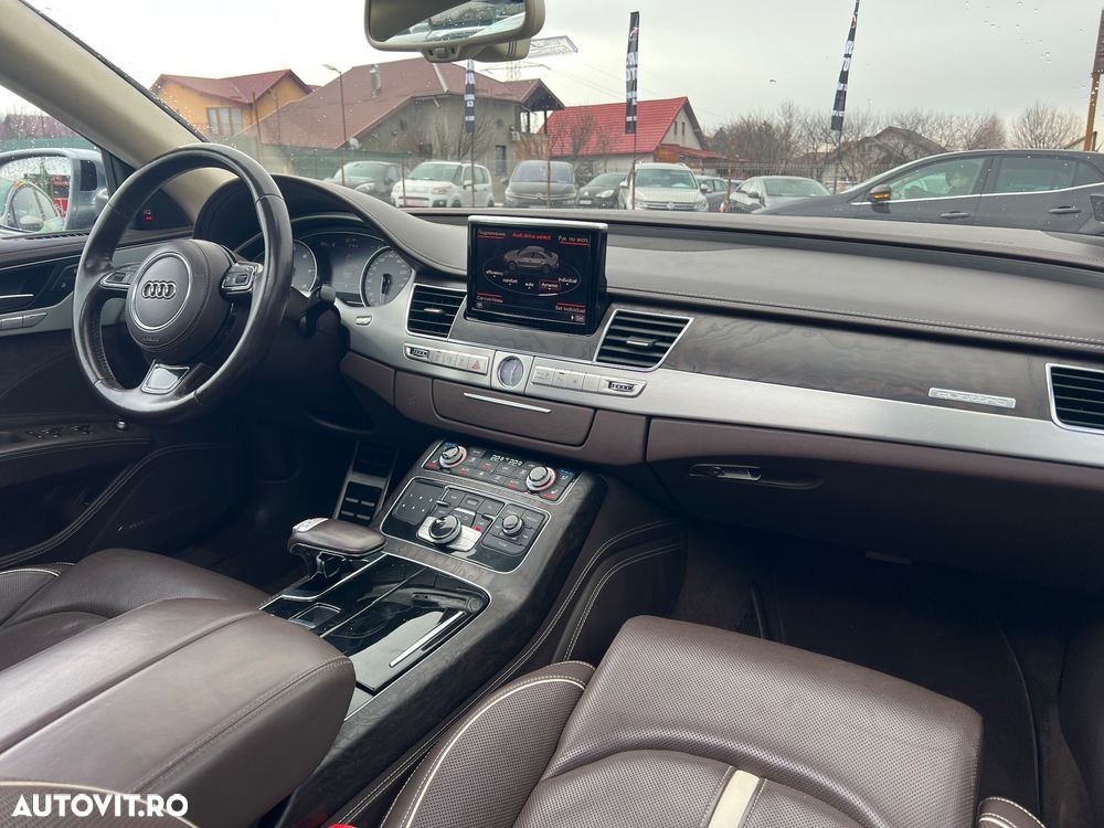 Audi S8 Standard - 11