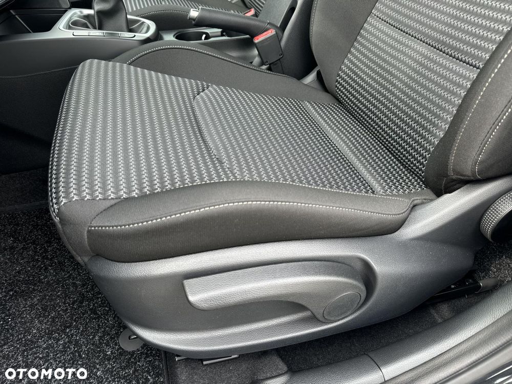 Kia XCeed 1.5 T-GDI M - 12