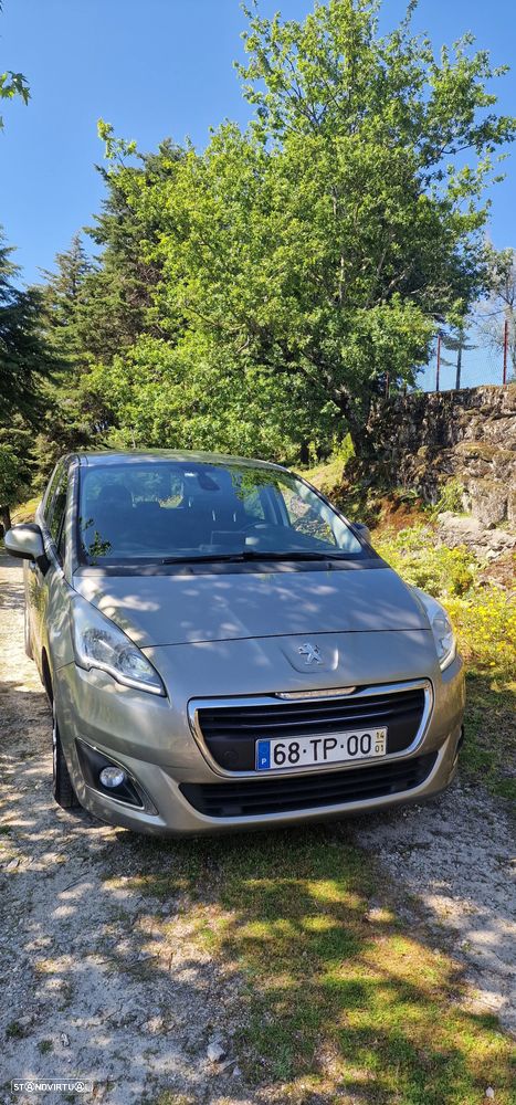 Peugeot 5008 e-HDI 115 ETG6 Stop&Start Business-Line - 1