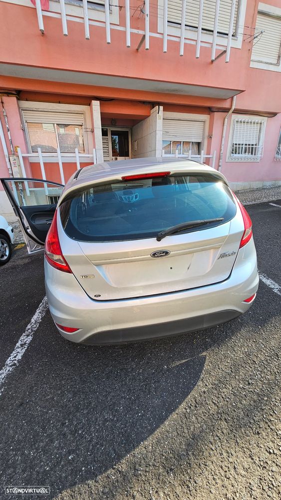 Ford Fiesta 1.4 TDCI - 2