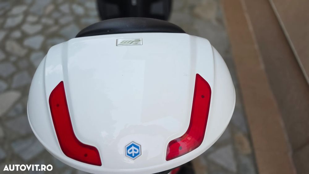 Piaggio MP3 500 Sport - 9