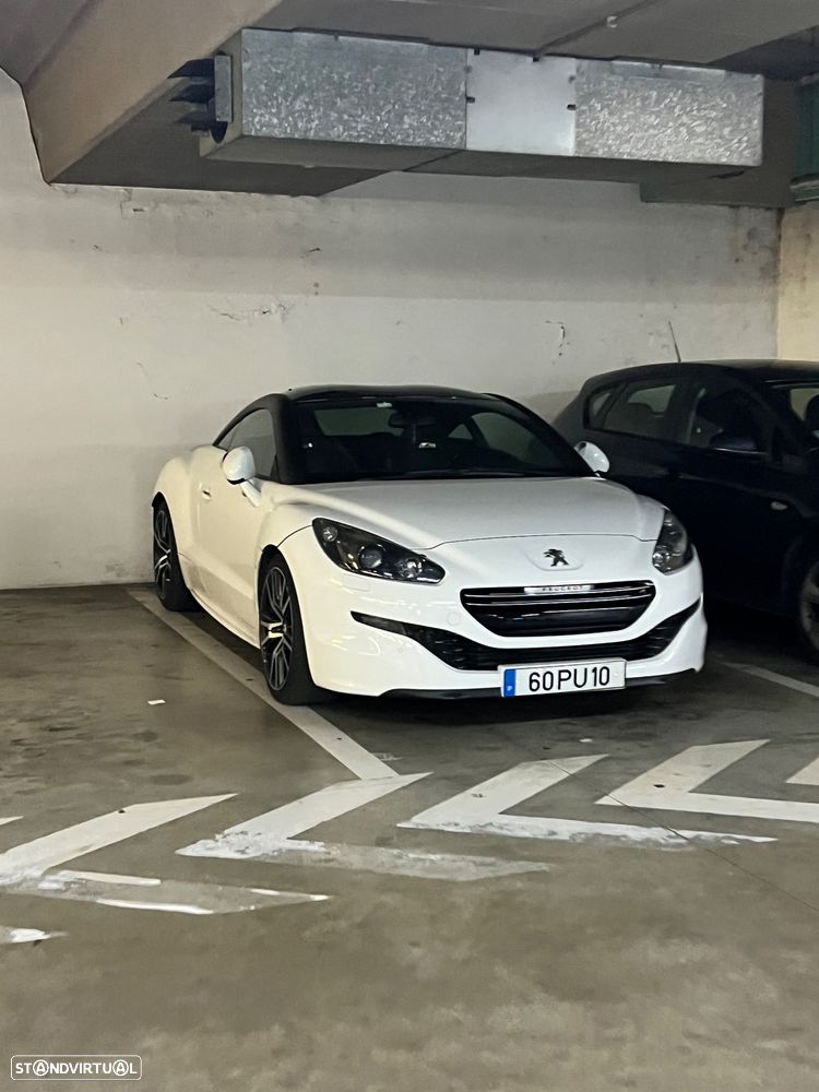 Peugeot RCZ - 8
